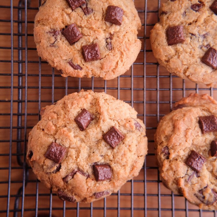 cookies con gocce di cioccolato
